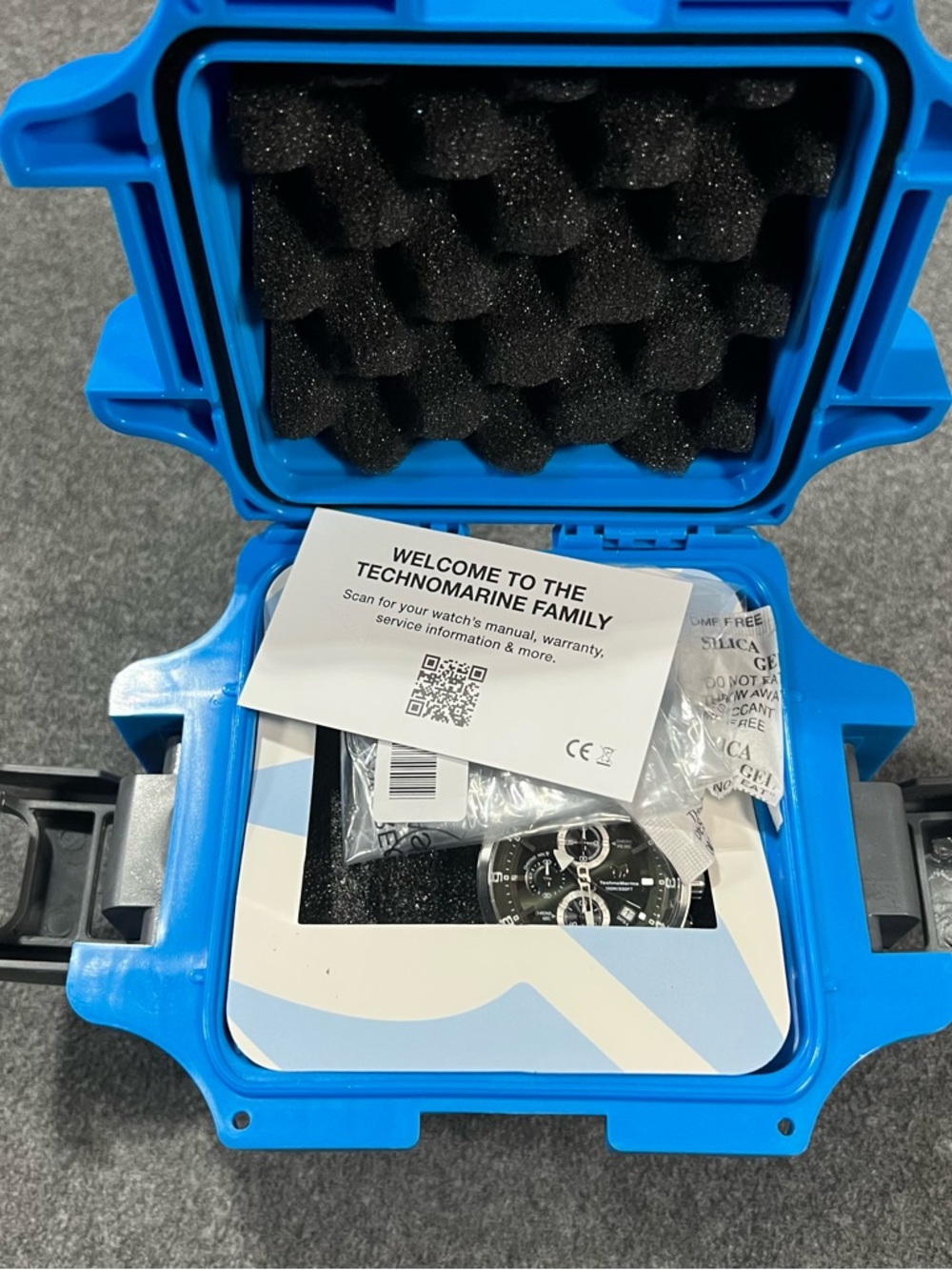 Technomarine Ocean Quantum Men’s 44mm Chronograph Olive Green Dial  TM-318116